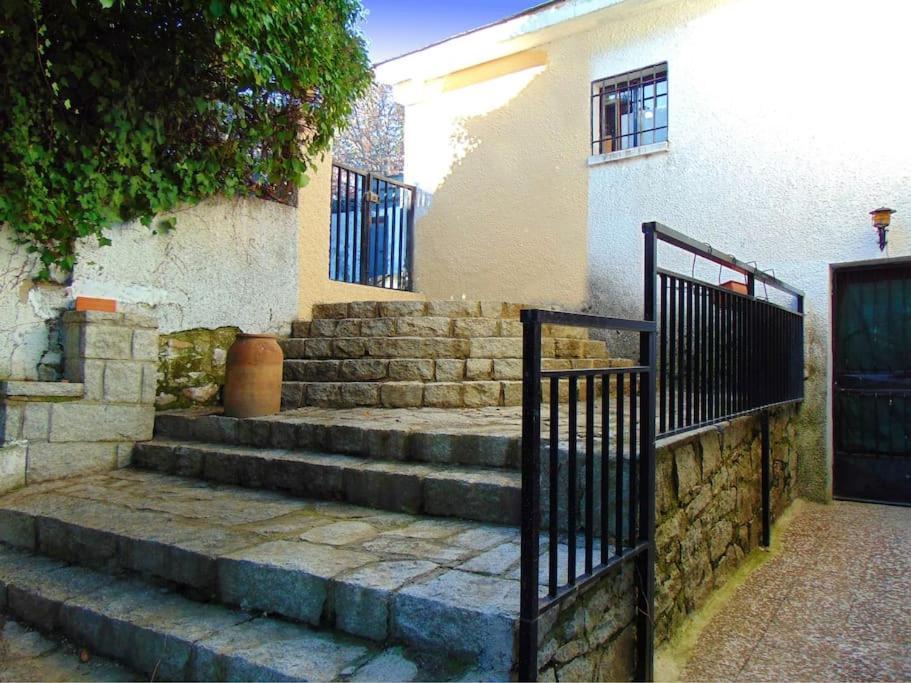 Casa En La Sierra De Grupos Grandes Hébergement de vacances